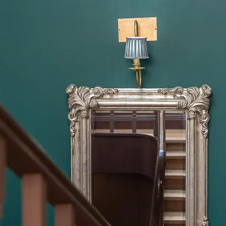 Belle Epoque Apartments- 3.1